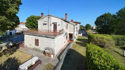 Kuća 260 m², Kanfanar blizu centra i željezničkog kolodvora - 4