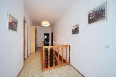 Kuća 260 m², Kanfanar blizu centra i željezničkog kolodvora - 21