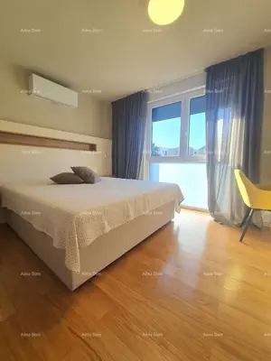 Stan 82 m², Labin - pogled na more i terasa - 12