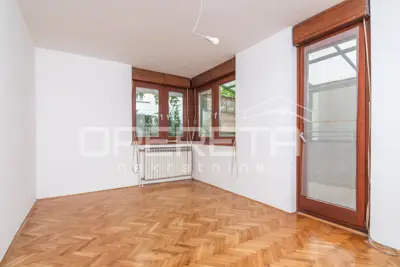 Stan 49 m², Folnegovićevo naselje - 2 sobe, balkon - 3