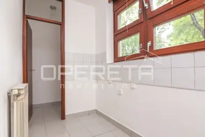 Stan 49 m², Folnegovićevo naselje - 2 sobe, balkon - 11