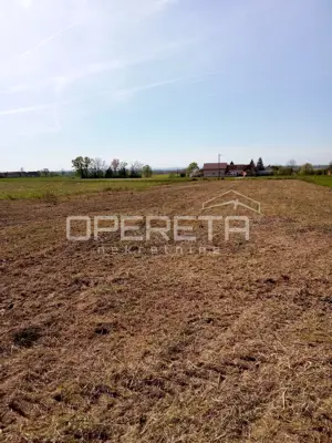 Zemljište 3.198 m², Pisarovina - građevinsko područje