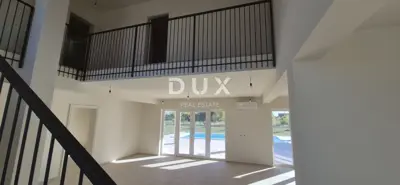 Villa 187 m², Zemunik Donji - Pool und Sommerküche - 9