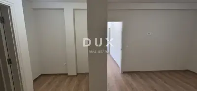 Villa 187 m², Zemunik Donji - Pool und Sommerküche - 15