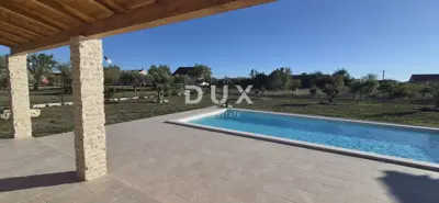 Villa 187 m², Zemunik Donji - Pool und Sommerküche - 4