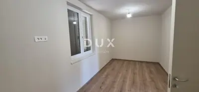 Villa 187 m², Zemunik Donji - Pool und Sommerküche - 22