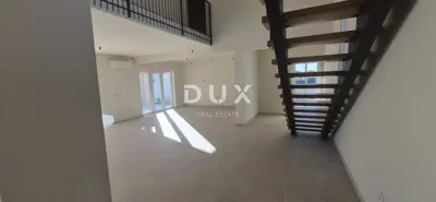 Villa 187 m², Zemunik Donji - Pool und Sommerküche - 13
