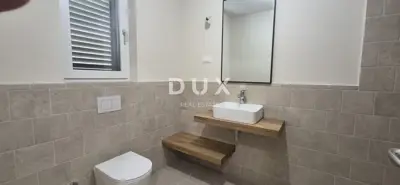 Villa 187 m², Zemunik Donji - Pool und Sommerküche - 18