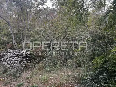 Building plot in Loborica, 8 km from Pula, neat access - 2