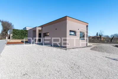 Kuća 90 m², Svetvinčenat - nova prizemnica s bazenom - 2