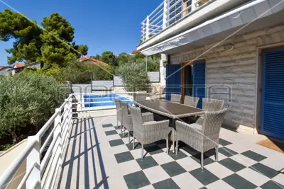 House 206 m², Splitska on Brač, sea view - 8