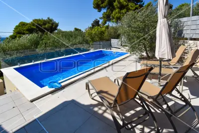 House 206 m², Splitska on Brač, sea view - 22