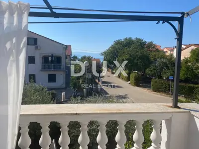 Wohnung 100 m², Njivice - 450 m vom Meer, 3 Terrassen - 3