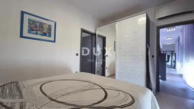 Villa 297 m², Kostrena - Meerblick und Aufzug - 21