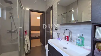 Villa 297 m², Kostrena - Meerblick und Aufzug - 18