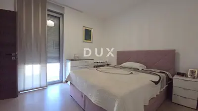 Villa 297 m², Kostrena - Meerblick und Aufzug - 20