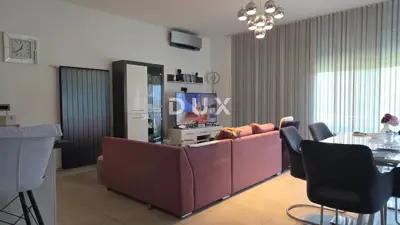 Villa 297 m², Kostrena - Meerblick und Aufzug - 3