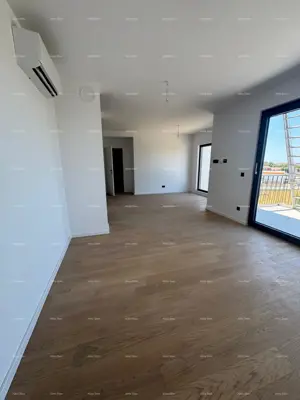 Apartment 77 m², Umag - 2 rooms, balcony and parking space - 18