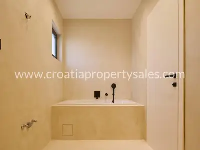 Vila, Zadar - pogled na more, grijani bazen i garaža - 9