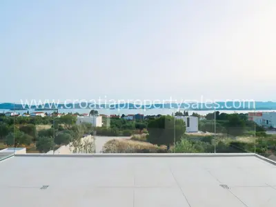Vila, Zadar - pogled na more, grijani bazen i garaža - 16