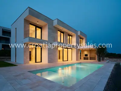 Vila, Zadar - pogled na more, grijani bazen i garaža - 12