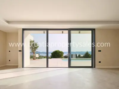 Vila, Zadar - pogled na more, grijani bazen i garaža - 7