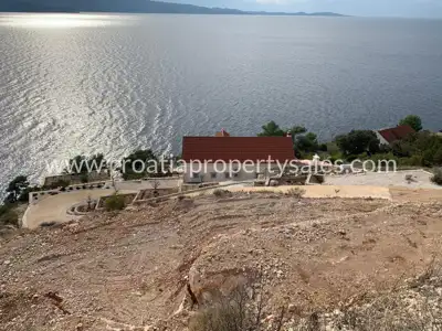 Građevinsko zemljište, Otok Brač - 100 m do mora i projekt vile