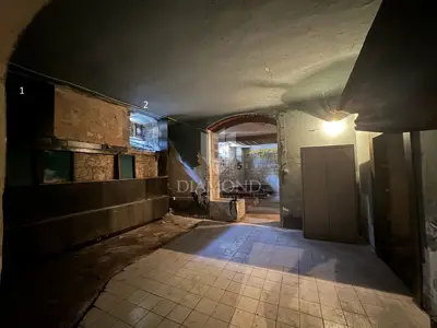 Commercial space in the center of Pula, basement space with potential - 4