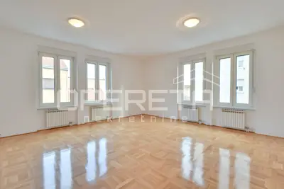 Gewerbeimmobilie zur Miete in Britanac, 140 m² - 2