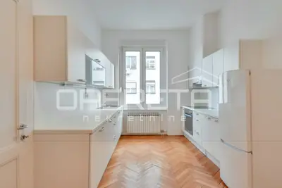 Gewerbeimmobilie zur Miete in Britanac, 140 m² - 3
