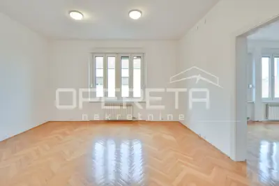 Gewerbeimmobilie zur Miete in Britanac, 140 m² - 7