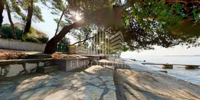 Building plot 350 m², Petrčane - 30 m from the sea