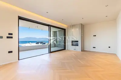 Apartment 201 m², Kostrena - 3 rooms, 4 bathrooms - 17