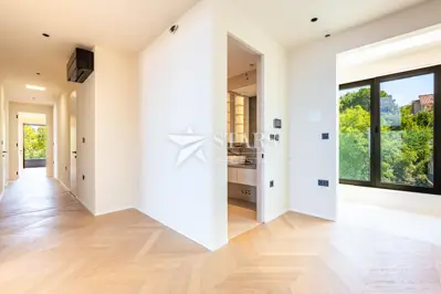 Apartment 201 m², Kostrena - 3 rooms, 4 bathrooms - 18