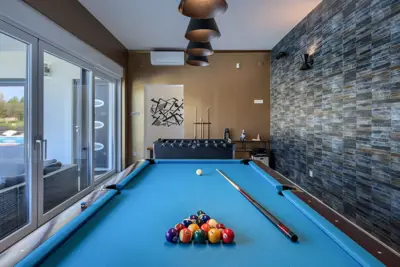 Villa 487 m², Juršići - luxurious estate and privacy - 21