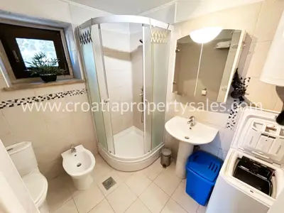 Kuća, Brač, 200 m², 650 000 € - 7