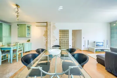 Kuća 527 m², Kaštel Lukšić, mirna lokacija uz zelenilo - 11