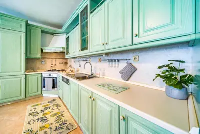 Kuća 527 m², Kaštel Lukšić, mirna lokacija uz zelenilo - 12