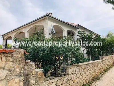 House 176 m², Otok Brač - 20 m from the sea - 3