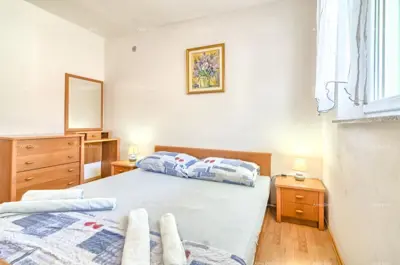Prodaja kuće s dva stana, 100 m od mora! ! ! Pogled na more! Medulin! - 5