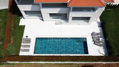 House for sale in Poreč, 377 m²