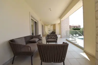 House for sale in Poreč, 377 m² - 7