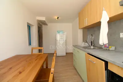 House 200 m², Milohnići - renovated and ready to move in - 4