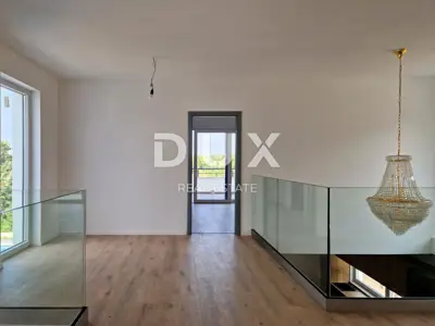 Haus 220 m², Labin - moderne Neubauimmobilie mit Pool - 12