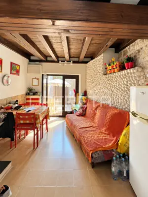 Kuća 60 m², Vis - 100 m od Rive i privatno dvorište - 4