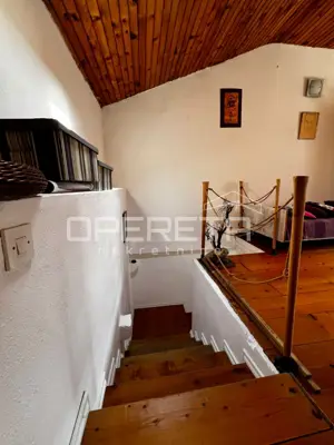 Kuća 60 m², Vis - 100 m od Rive i privatno dvorište - 10