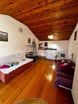 Kuća 60 m², Vis - 100 m od Rive i privatno dvorište - 11