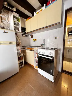 Kuća 60 m², Vis - 100 m od Rive i privatno dvorište - 14