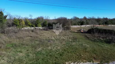 Svetvinčenat, surroundings, building plot in a quiet location - 2