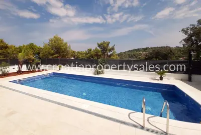 Villa 237 m², Šolta - modern villa with pool and wellness area - 3